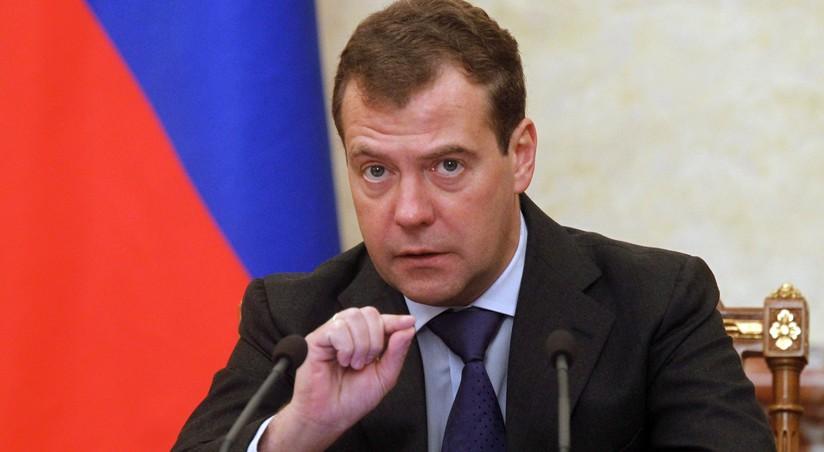 Dmitri Medvedev: “Rusiya özünün müdafiəsi üçün nüvə silahından da istifadə edə bilər”