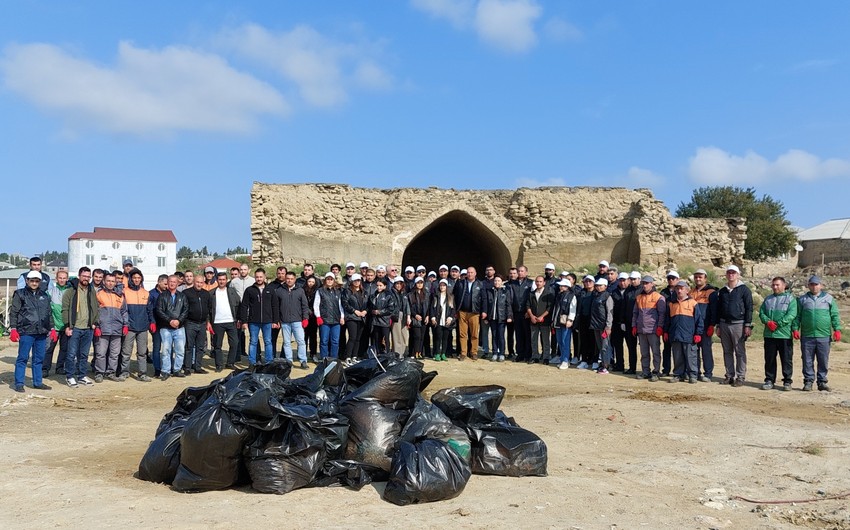 Şah Sultan Hüseyn məscidi bərpa ediləcək