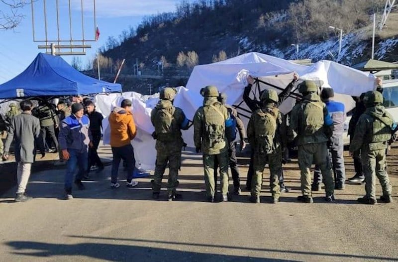 Şuşada etiraz aksiyası: Xankəndi-Ermənistan yolu bağlandı 