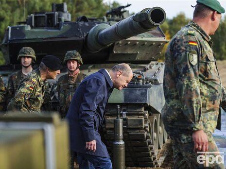 “Əgər cənab Şolts Berlin  yaxınlığında alman tankları ilə ruslarla döyüşmək istəyirsə…”