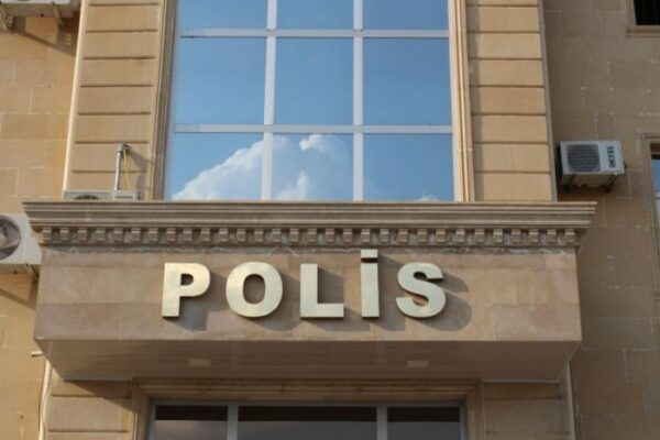 Azərbaycanda polis şöbəsində İNTİHAR