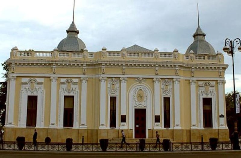 Kukla Teatrında yoxlamalar dayandırıldı