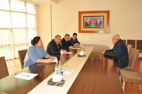 Naxçıvan MR Baş nazirinin birinci müavini Sədərəkdə vətəndaşların qəbulunu keçirib