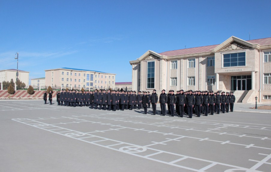 Naxçıvan DİN-in Orta İxtisas Polis Məktəbində andiçmə mərasimi keçirilib