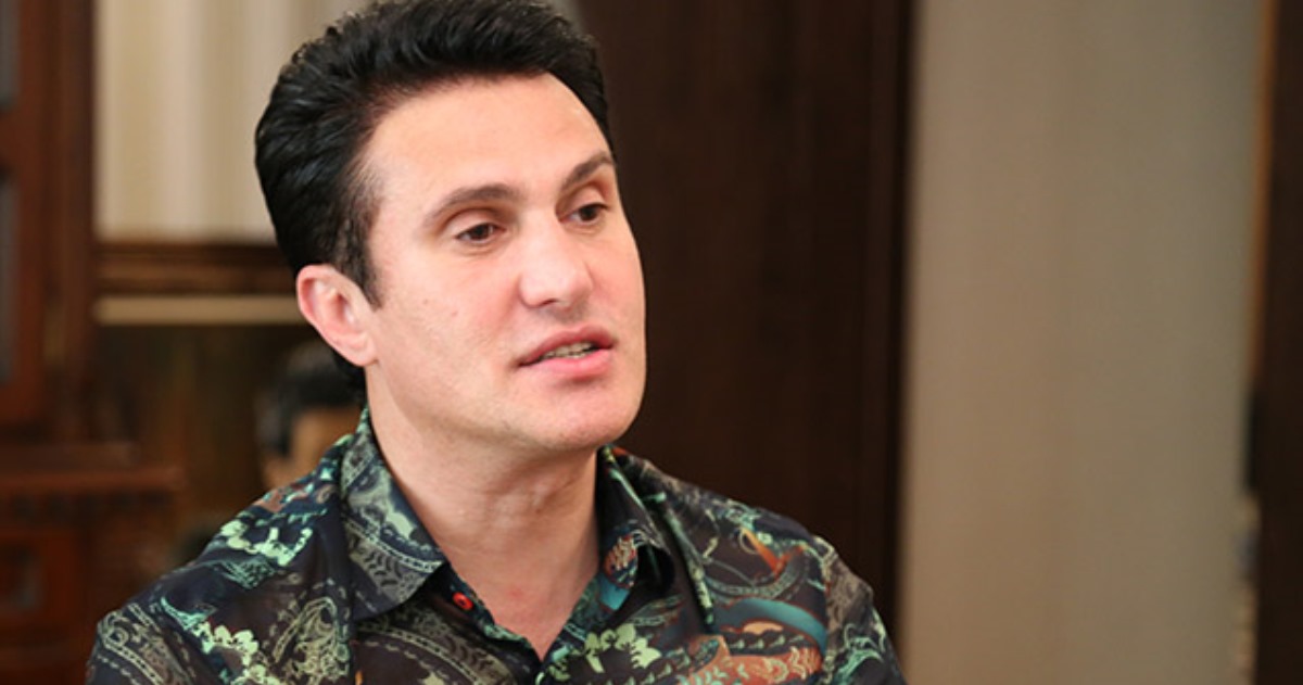 Nadirdən yardım edənlərə çağırış: “Kimsə maşınını dəyişəcək, kimsə özünə…”