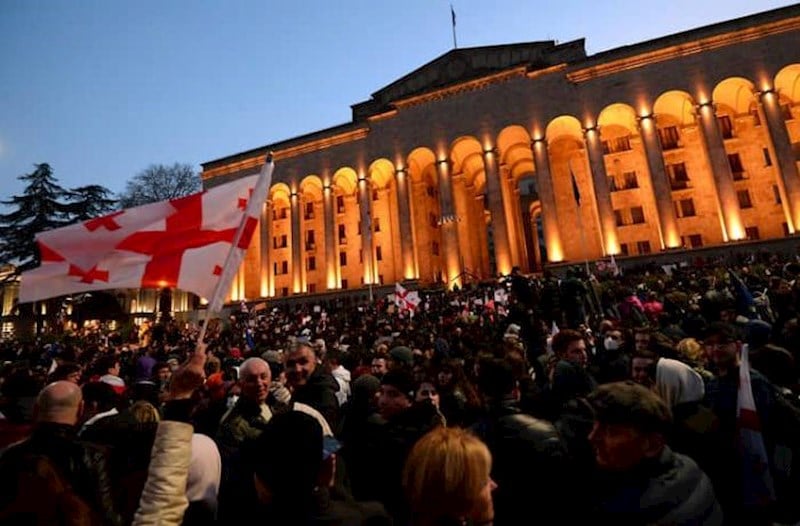 Gürcüstanda vəziyyət nə yerdədir? – Hökumət qanunu geri götürür