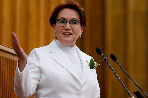 Meral Akşener “altılı masa”nı tərk etdi – Kılıçdaroğluna görə