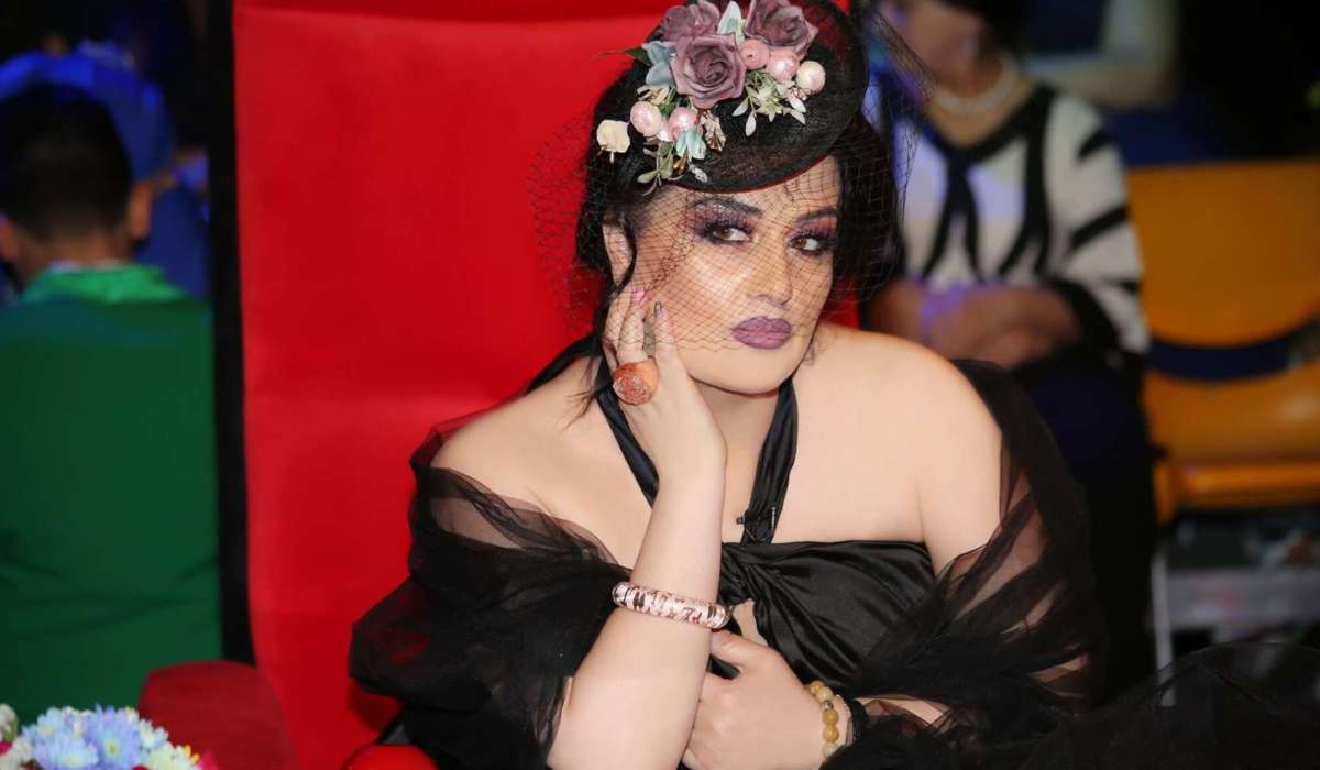 Elza Seyidcahan:“Dişi olmayanlar çətin adamlardır”