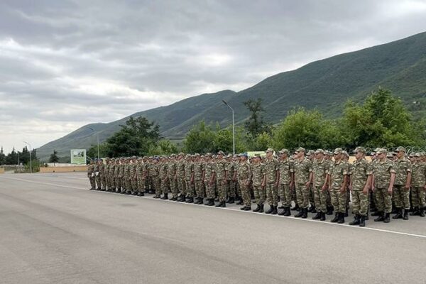 Azərbaycan Ordusunda hərbi vəzifəlilərlə təlim toplanışı davam edir