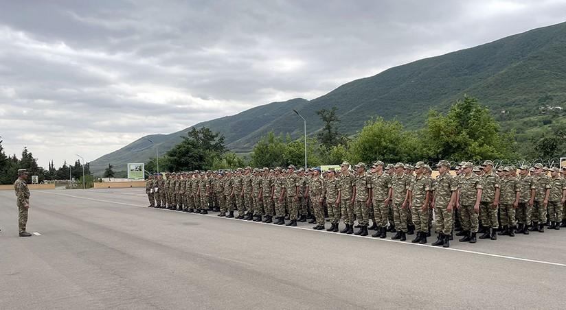 Azərbaycan Ordusunda hərbi vəzifəlilərlə təlim toplanışı davam edir