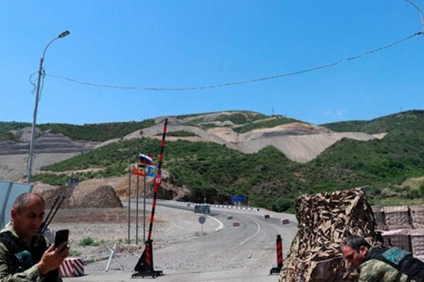 Laçında hərbçimizin yaralandığı yerdən görüntülər – Video + Fotolar