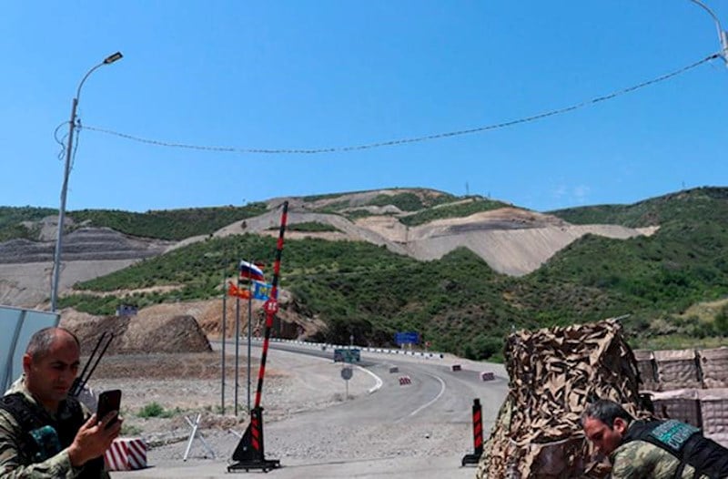 Laçında hərbçimizin yaralandığı yerdən görüntülər – Video + Fotolar