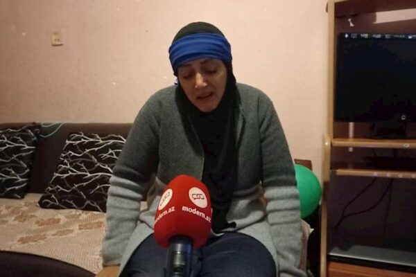 “Hüseynə 20 il iş verildiyini televizordan eşitdim, bir anda yerə yıxıldım”