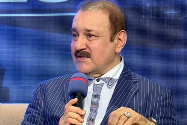 Cavanşir Məmmədov:”Üstümə silah çəkib, pul istədi”