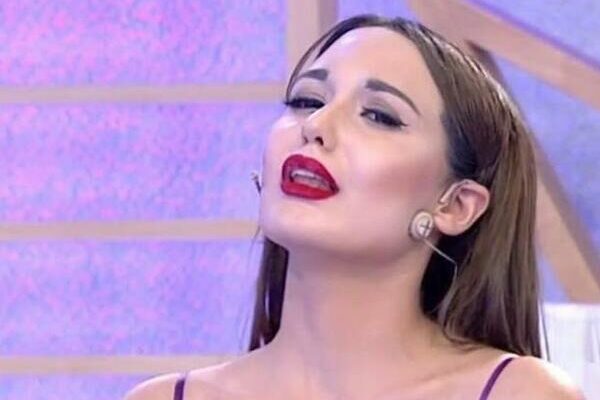 Model özünə KİŞİ AXTARIR – Mənimlə tətilə çıxana…