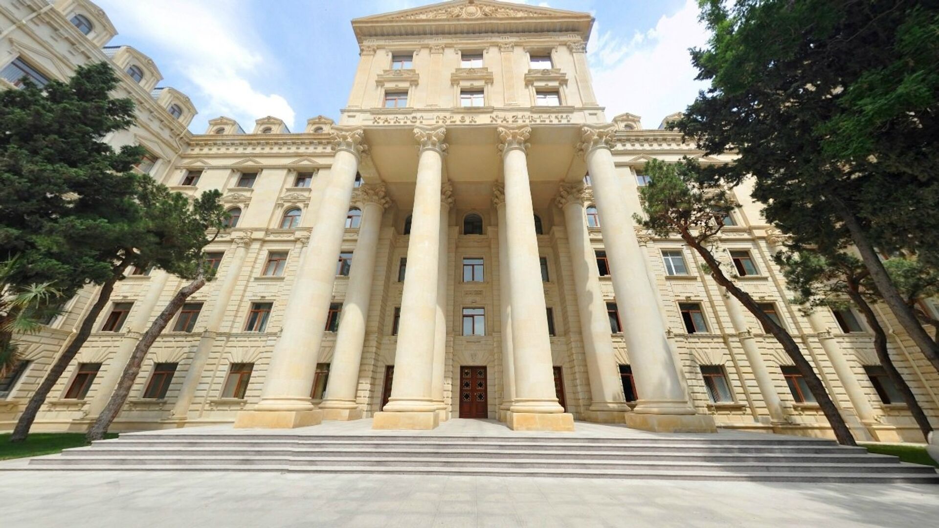 Azərbaycan XİN Paşinyana cavab verib