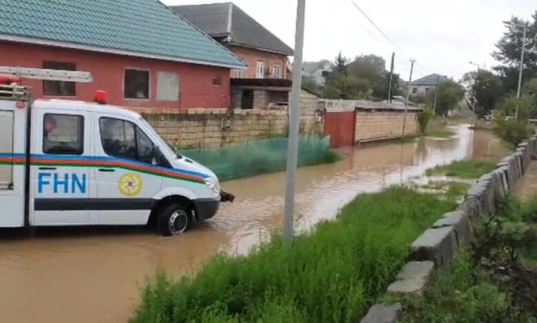 Astarada körpünü sel apardı, yol çökdü, 34 kəndlə əlaqə kəsildi