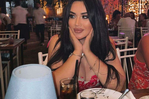 Aysel Şükürə İstanbulda “evlilik təklifi” edildi