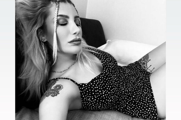 İrem Derici sevgilisindən ayrıldı