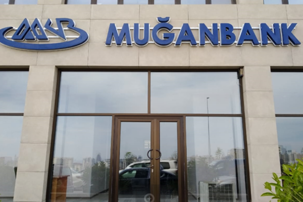 “Muğanbank”ın işçiləri niyə kompensasiya ala bilmir? – Fond aydınlıq gətirdi