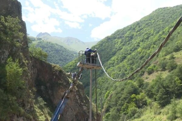 Kəlbəcərlə Laçının elektrik şəbəkələrini birləşdirən təchizat sxemi yaradılacaq