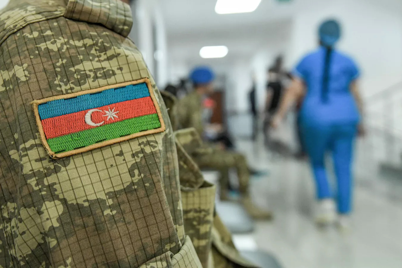 Azərbaycanda iki hərbçi faciəvi şəkildə öldü