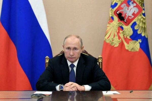 Putin ölkəsinin Ukraynadakı durumla bağlı Qərblə danışıqlara hazır olduğunu deyib