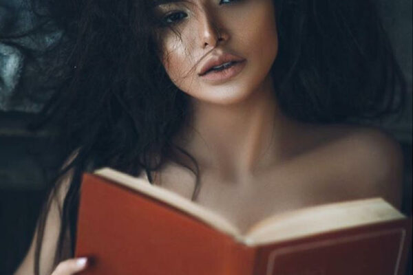 Model Səmra:”Oğlan evlənmədən mənə toxuna bilməz”