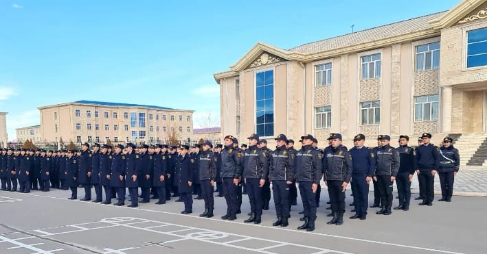 Naxçıvanda 32 gəncin polis sıralarına qəbul edilməsi ilə əlaqədar andiçmə mərasimi keçirilib