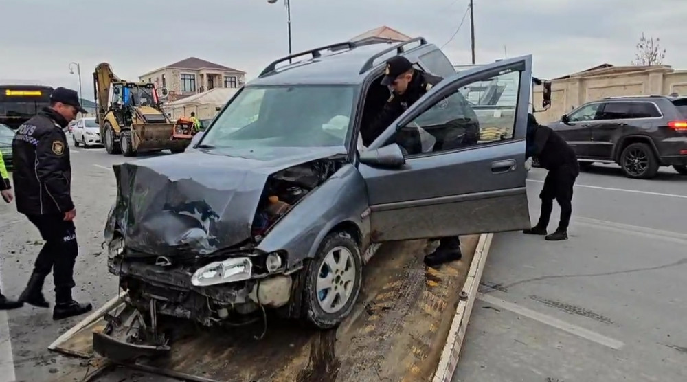 Naxçıvan şəhərində “Opel” və “Nissan” markalı avtomobillər toqquşub