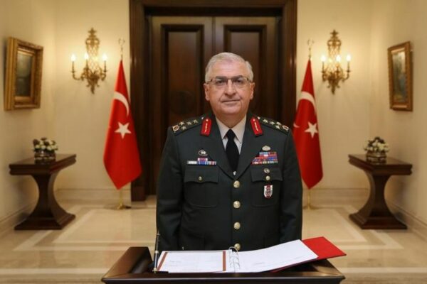 Türkiyənin müdafiə naziri: “Terrorçular son nəfəslərini verirlər”