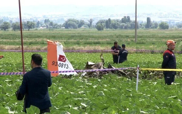 Türkiyədə hərbi təlim təyyarəsi qəzaya düşdü, pilotlar həlak oldu – Video