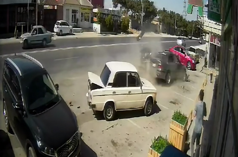 Bakıdakı dəhşətli qəzanın görüntüsü yayıldı – Video