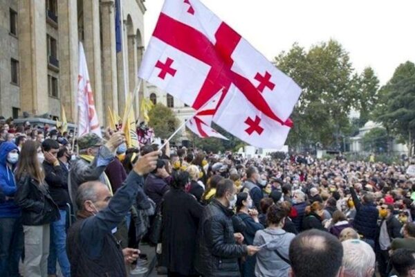 Gürcüstanda 121 təşkilat qalmaqallı qanuna Konstitusiya Məhkəməsində etiraz edəcək