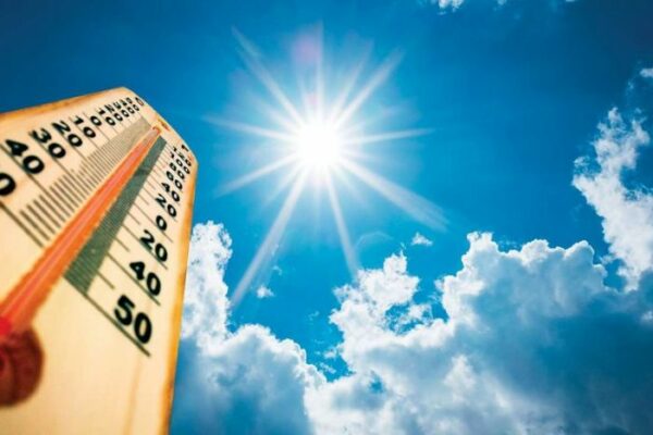 İyulda temperatur iqlim normasından 3.4 dərəcə yüksək olub