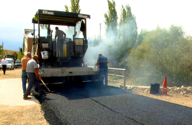 Ordubadın kəndlərində avtomobil yolları yenidən qurulur