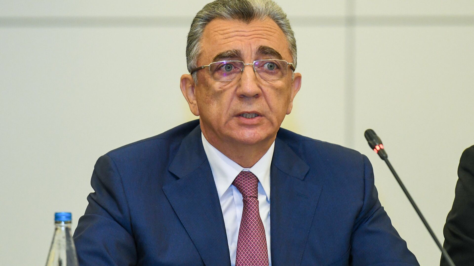 Eldar Əzizov: Nöqsanlara yol verilib
