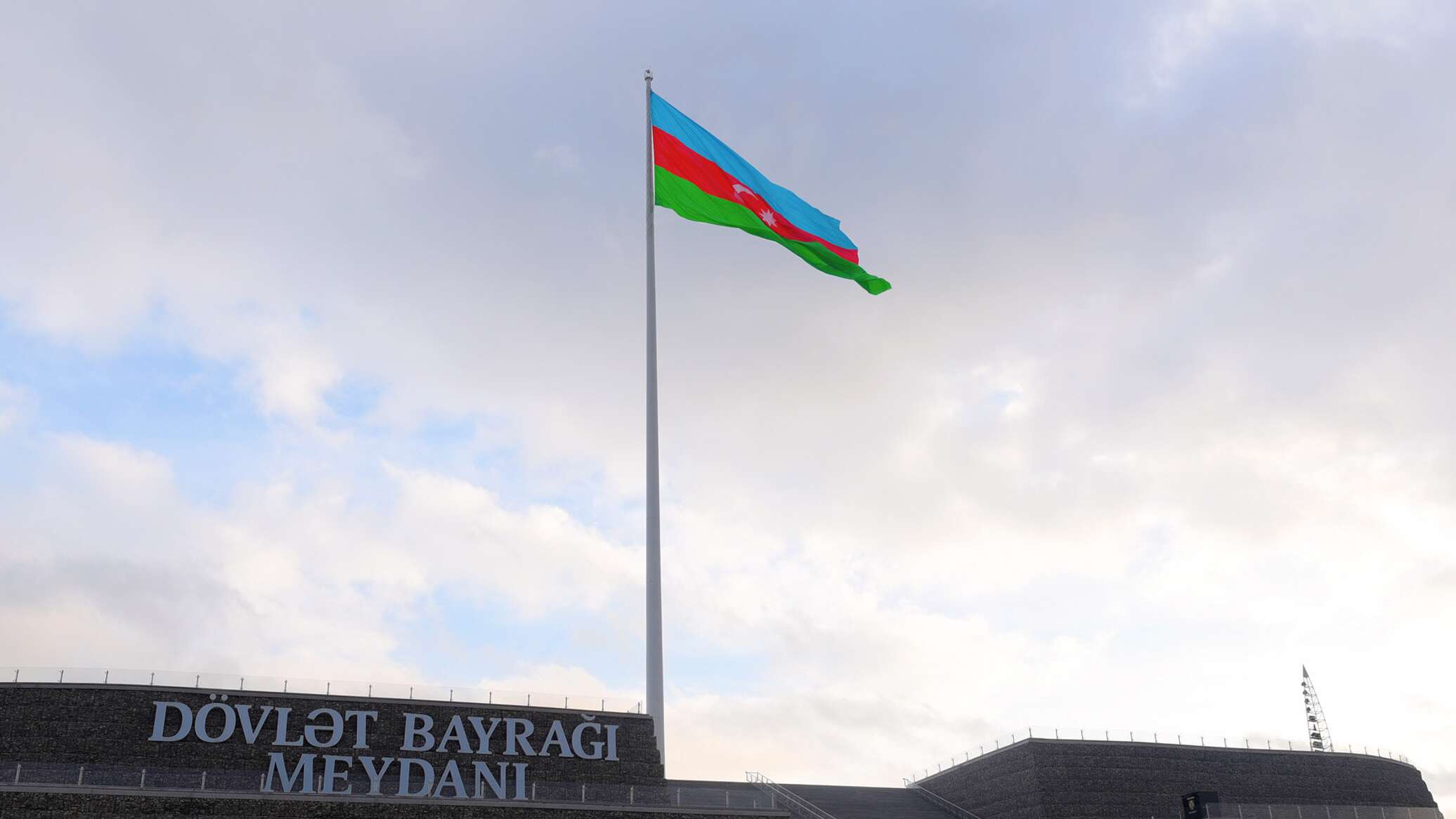 Azərbaycan Bayrağı “Ginnesin rekordlar kitabı”na düşüb