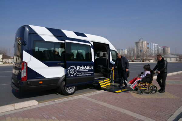 Naxçıvanda “Rehabus” layihəsinə start verilib