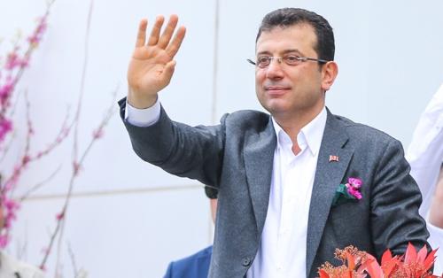 İmamoğlu prezidentliyə namizədlik üçün ilk addımı atdı 