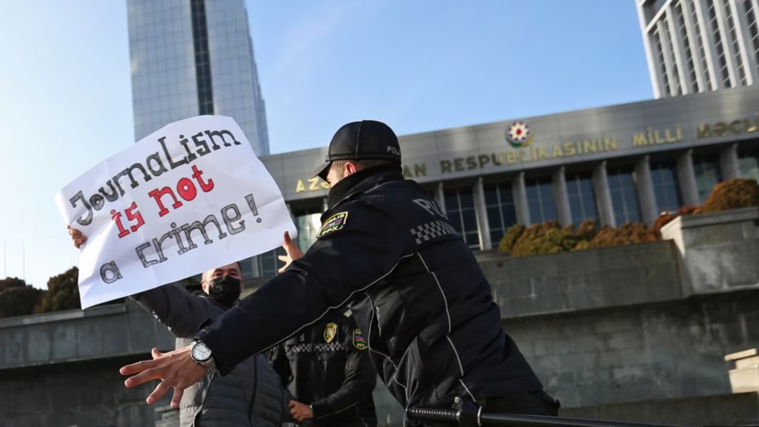 Azərbaycan həbsdə olan jurnalist sayına görə ikinci yerdədir