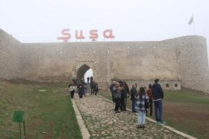 Turistlərin Şuşada xərclədiyi pullar 4 dəfəyə yaxın azalıb