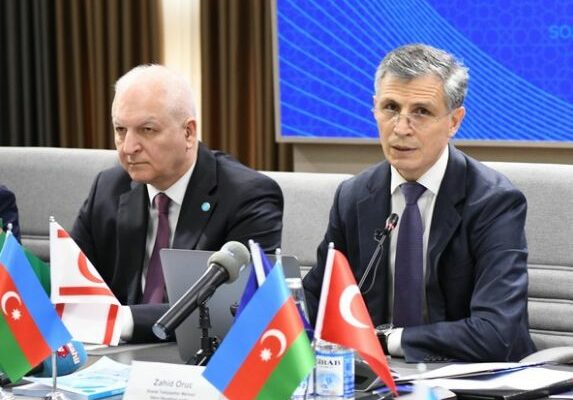 Qarabağ Universitetində Türk Dünyası Elm Mərkəzinin yaradılması təklif olunub