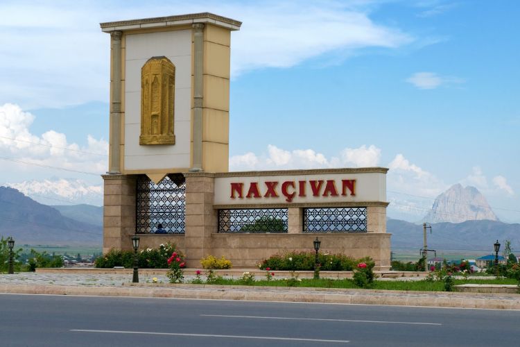 Naxçıvan və Urumçi şəhərləri qardaşlaşıb