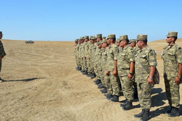 Heç nədən işini itirmə təhlükəsi: “O insanlar hərbi təlimə öz kefindən getmir”
