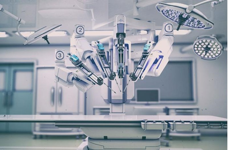 “Beş il sonra robotlar cərrahları əvəz edəcək” – Mask