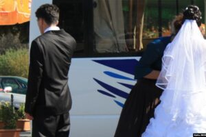 Qadağa ərəfəsində qohum evliliyi arta bilərmi?