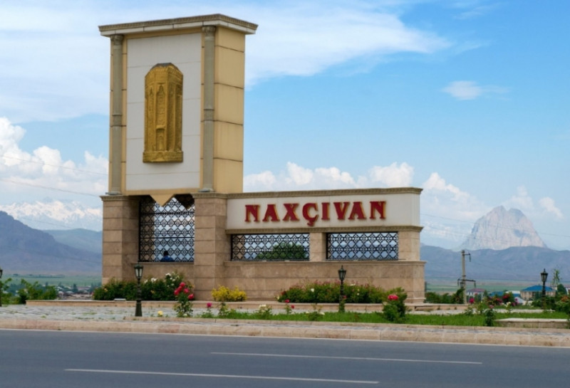 Naxçıvan rəhbərinin nazir təyin etmək səlahiyyəti əlindən alınır