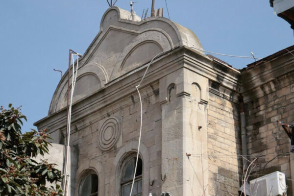 Bakıda 130 yaşlı tarixi bina sökülüb
