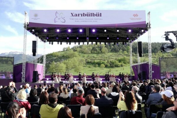 Nazirlik “Xarıbülbül” Festivalının keçirilməsi üçün bu şirkətə 1,9 milyon manat verəcək